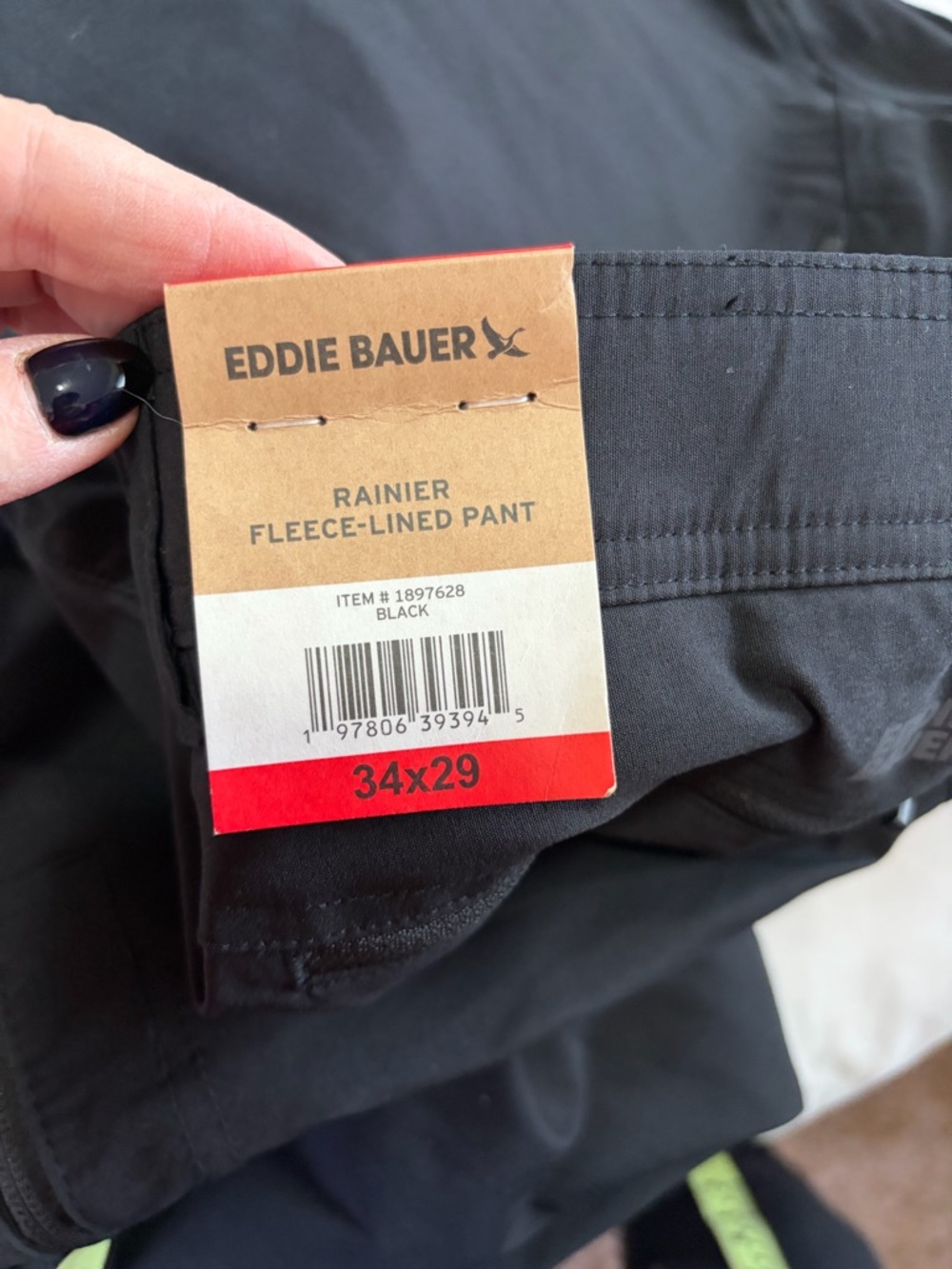 NWT Eddie Bauer Rainer fleece-lined Black Cargo Pants Zip Pocket Mens 34x29 - Picture 5 of 10